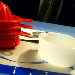 **BRAND NEW** TUPPERWARES ALL-IN-ONE MATE SET.